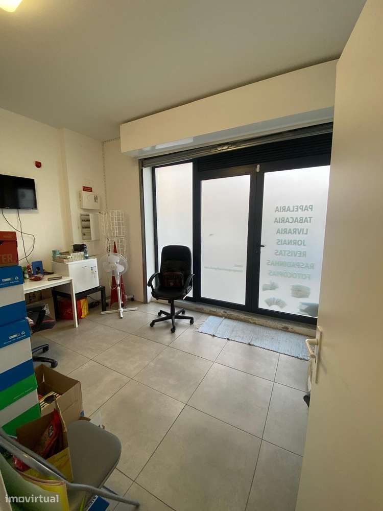 Oportunidade | Papelaria + DHL + PayShop | Negócio em Funcionamento-9