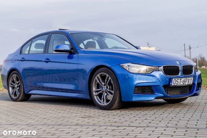 BMW Seria 3 328i M Sport - 12