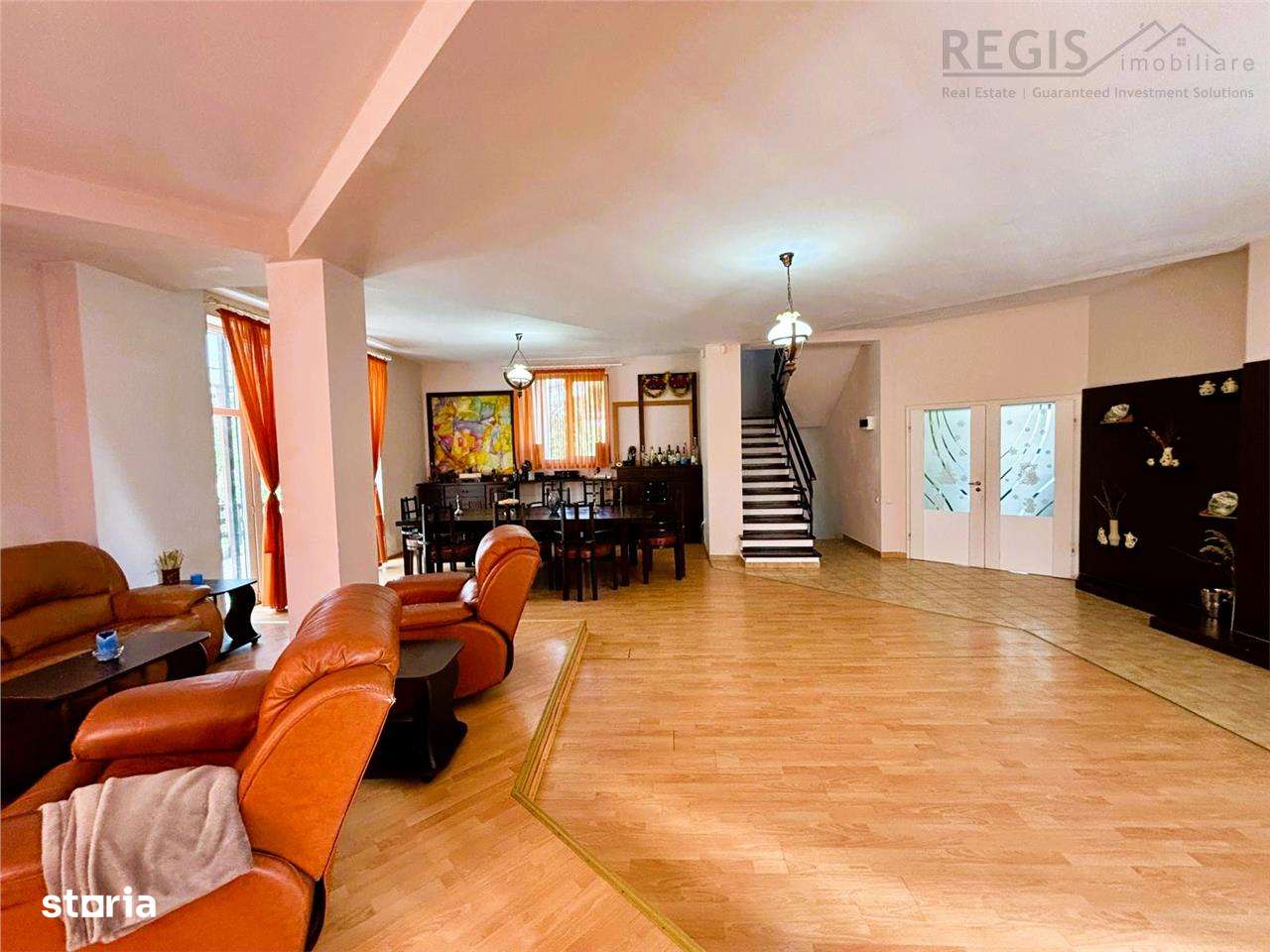 Vila Impunatoare cu Piscina pentru Familie sau Investitie Turistica - Imagine principală: 2/20