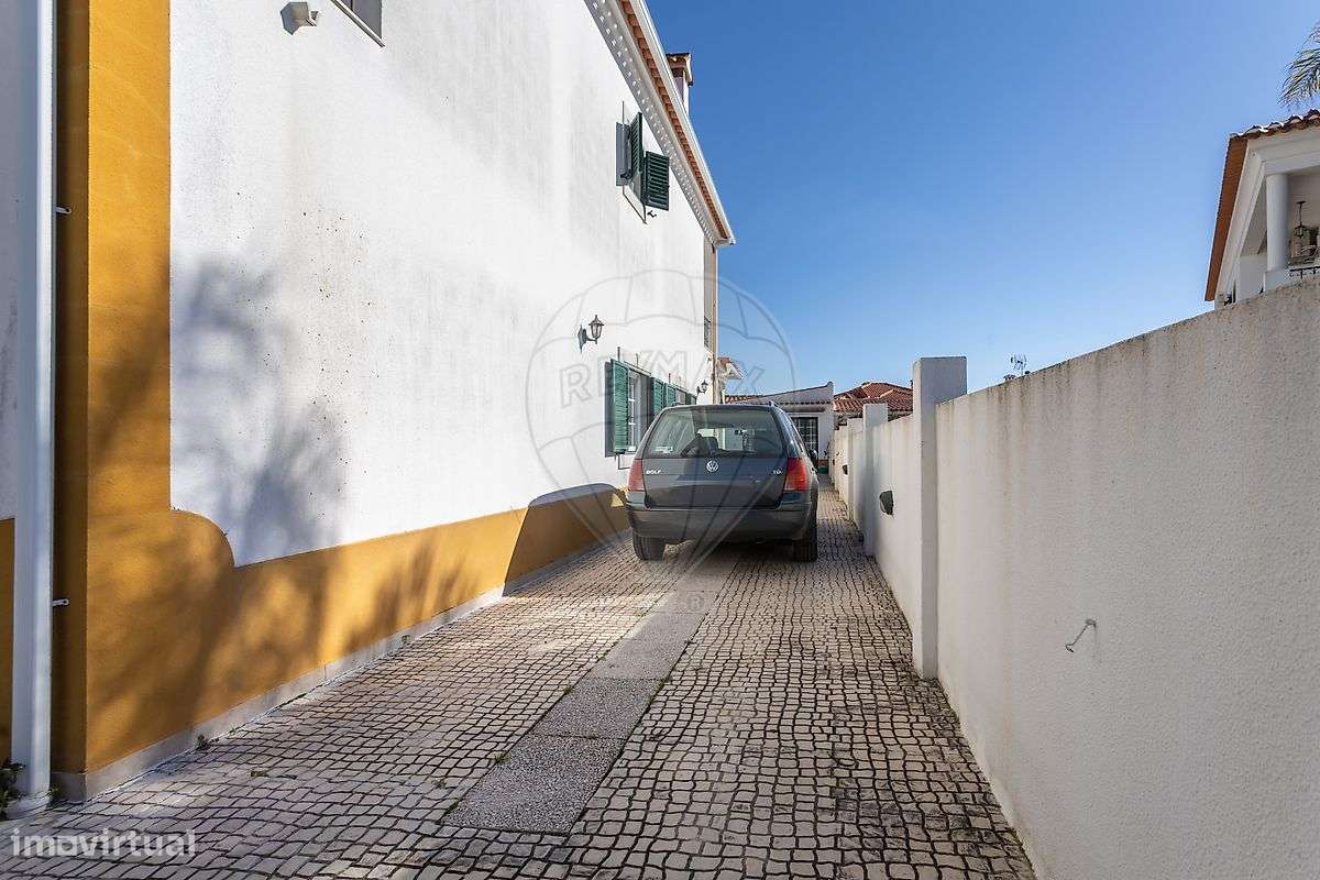 Moradia T4 para venda-15