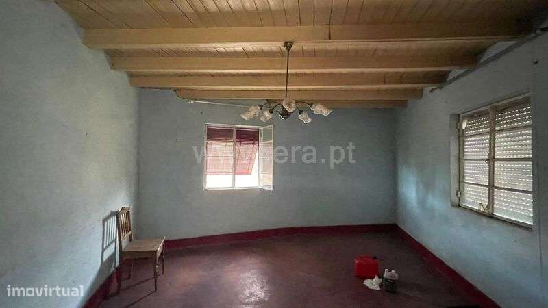 Moradia T3 / Seia, Santa Marinha e São Martinho - Grande imagem: 5/15