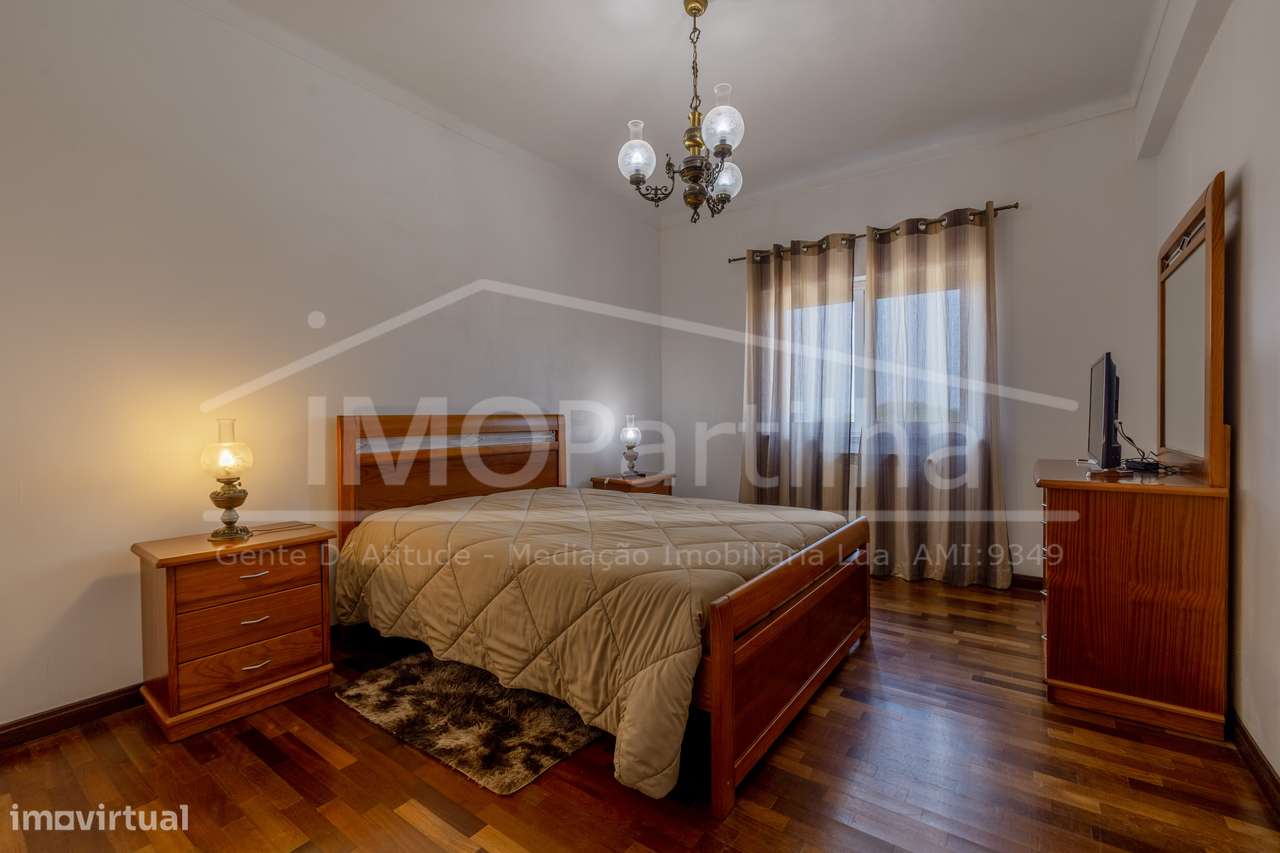 Moradia T5 em Montesouros - Mafra-13