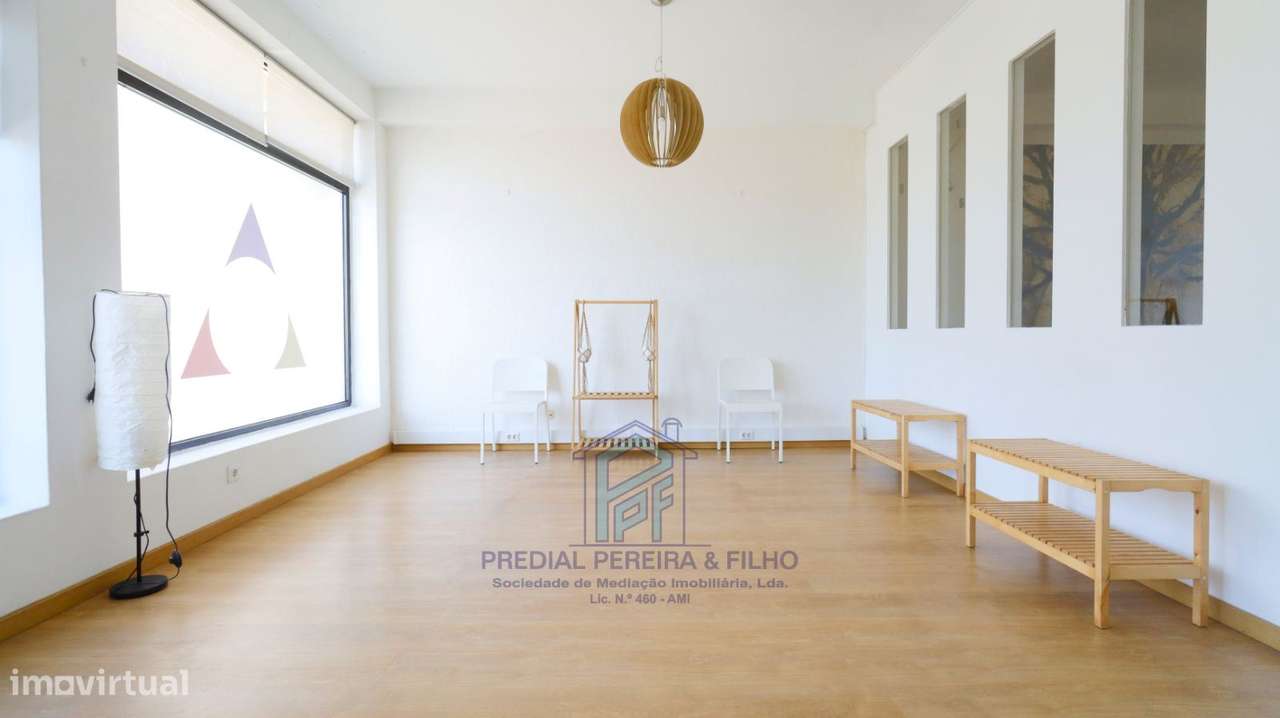 Estabelecimento - Baguim Monte / Alto da Serra/Próx. rotunda entrad... - Grande imagem: 2/19