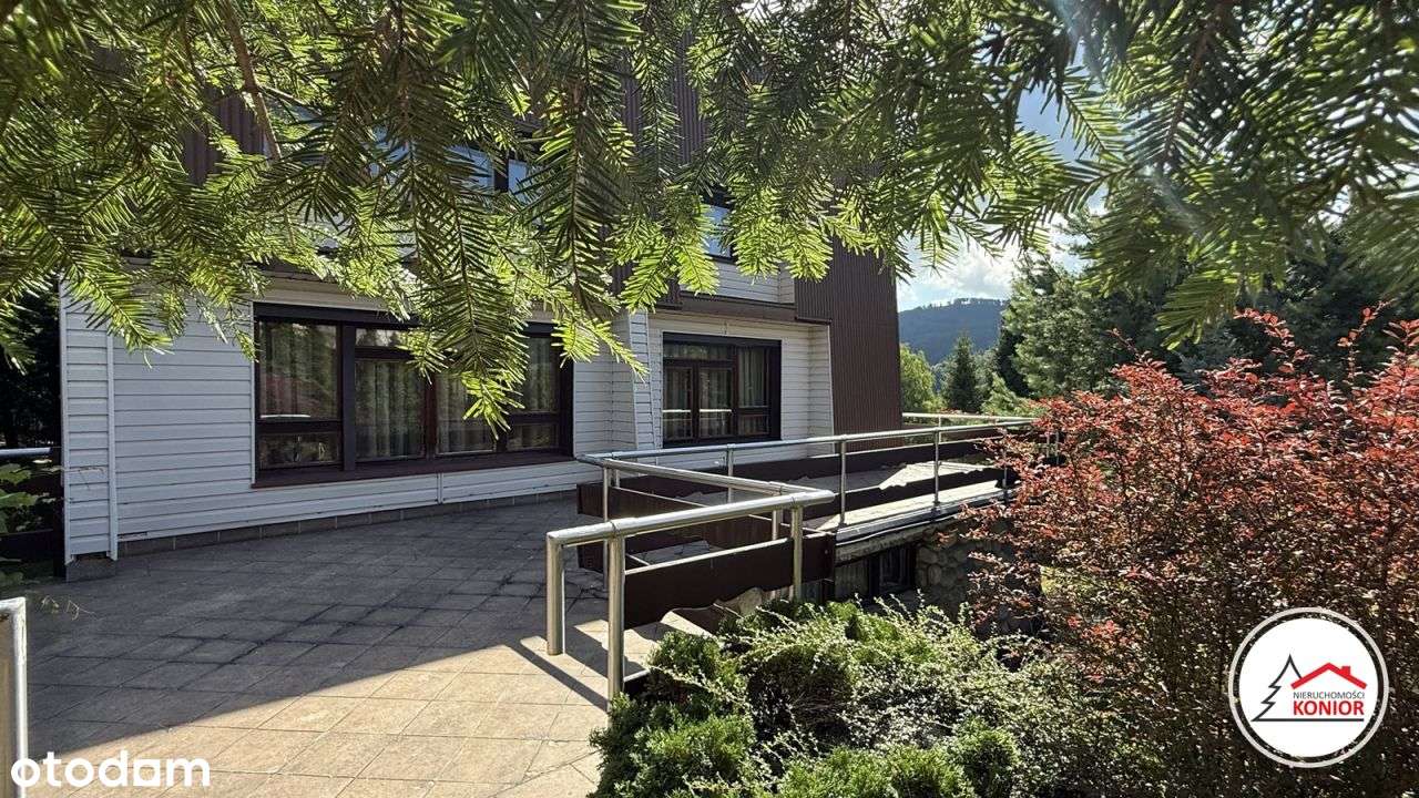 Widokowa nieruchomość z panoramą na Skrzyczne i trasy narciarskie-7