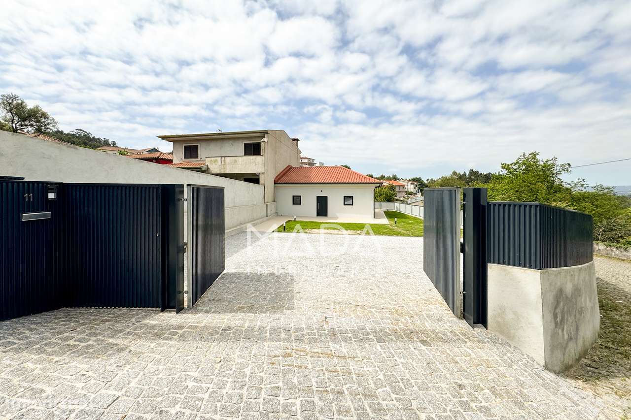 NOVA Moradia T2  a 10min da Universidade do Minho em Adaúfe, Braga-0