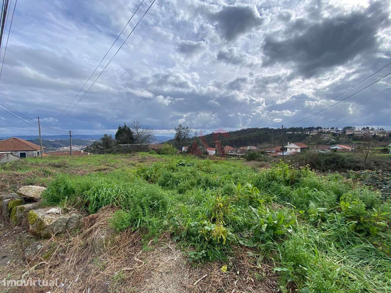 Quinta para restauro com 4.300m2 em Sousela, Lousada - Grande imagem: 5/8