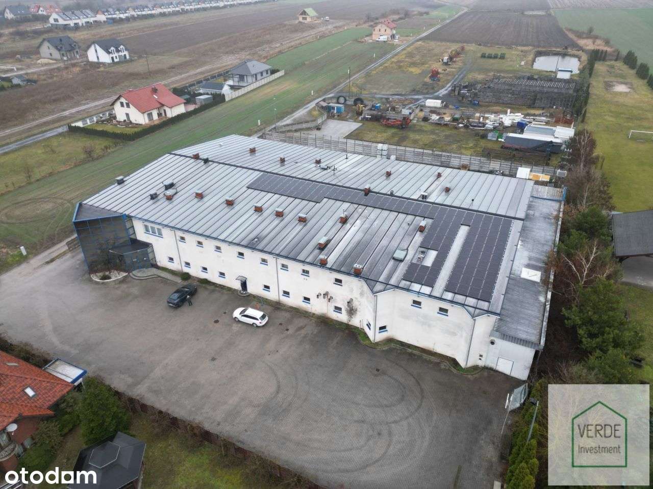 Hala produkcyjna przy trasie S11-1