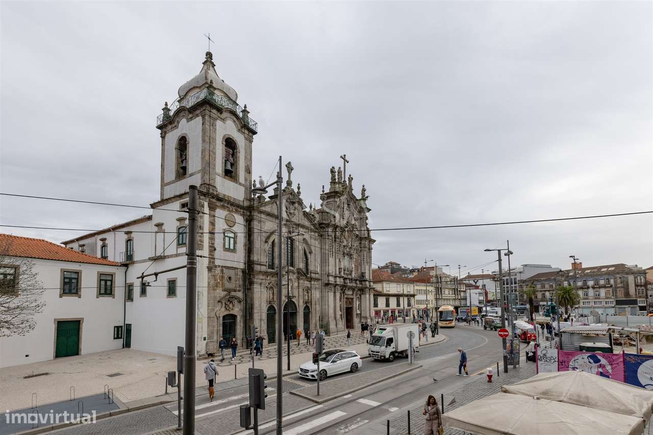 Predio Centro Do Porto Predio Renovar Carmo Cedofeita
