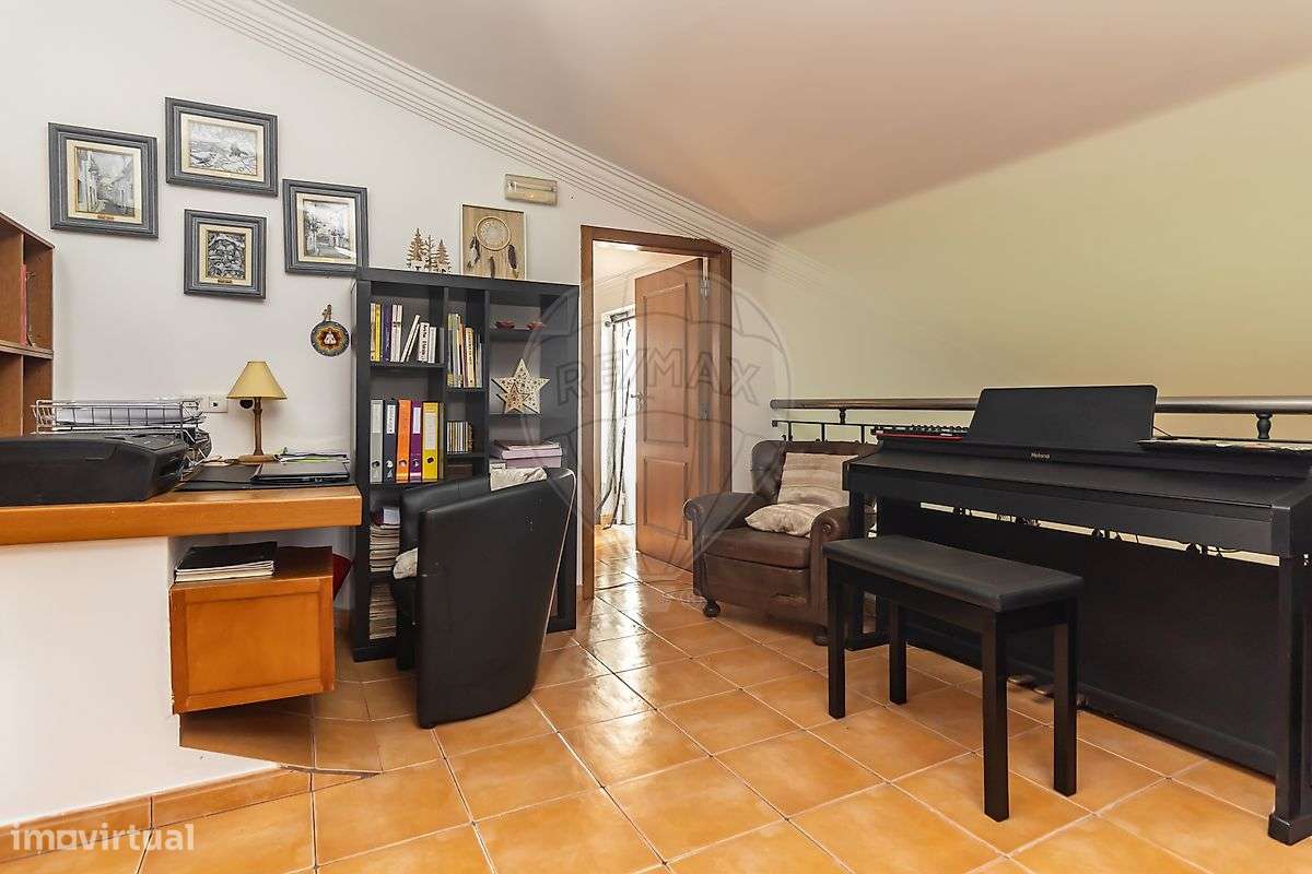 Moradia T4 para venda-29