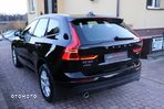 Volvo XC 60 B5 D AWD Momentum - 4