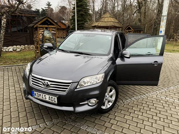 Toyota RAV4 2.0 VVT-i Sol - 2