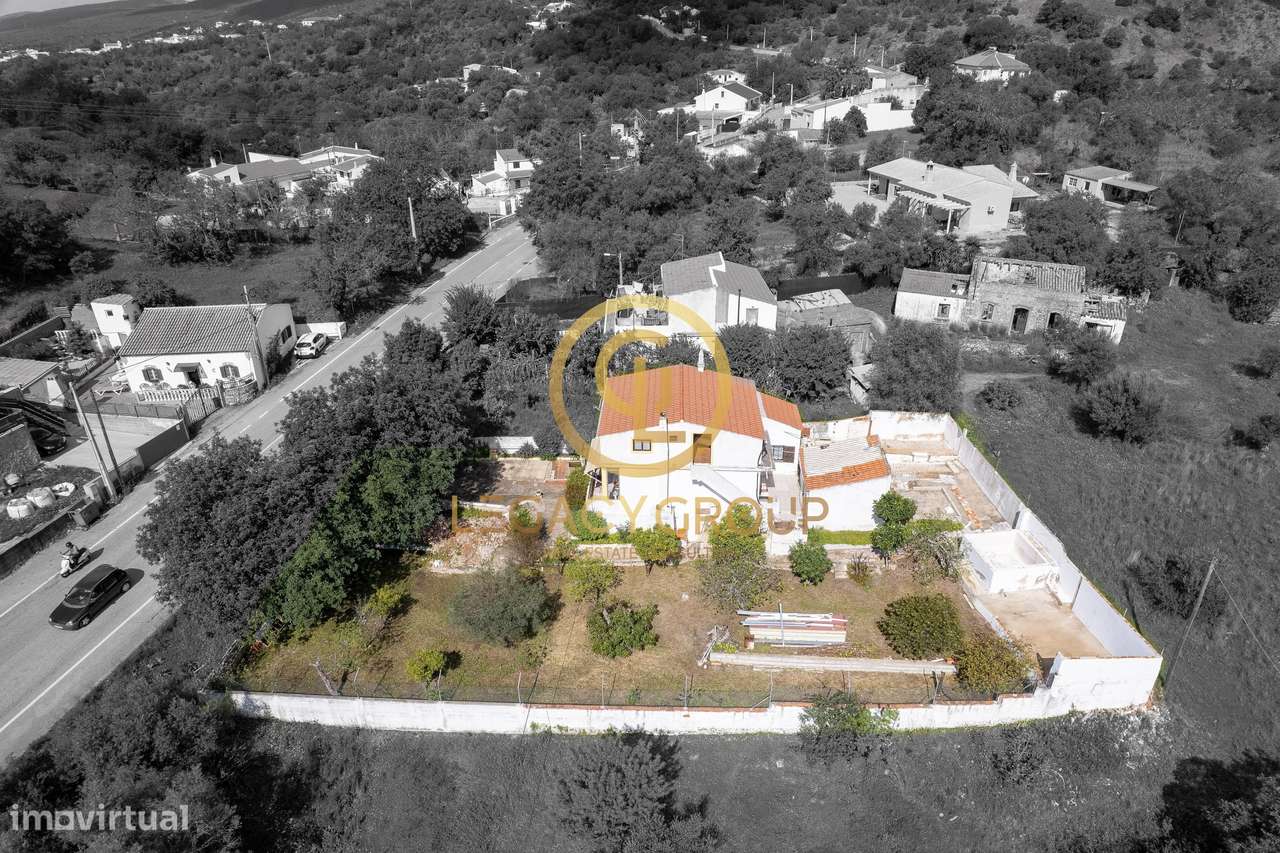 Moradia T3 com Quintal perto e com vista para o Ombria Resort Loulé-5