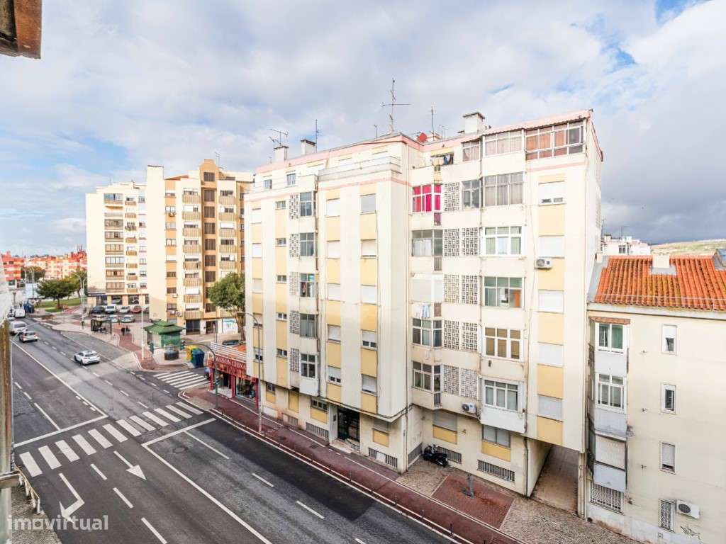 T3 Totalmente Remodelado - Avenida D. José I, Amadora-49