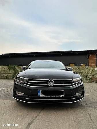 Volkswagen Passat Variant 2.0 TSI DSG 4Motion Highline - 2