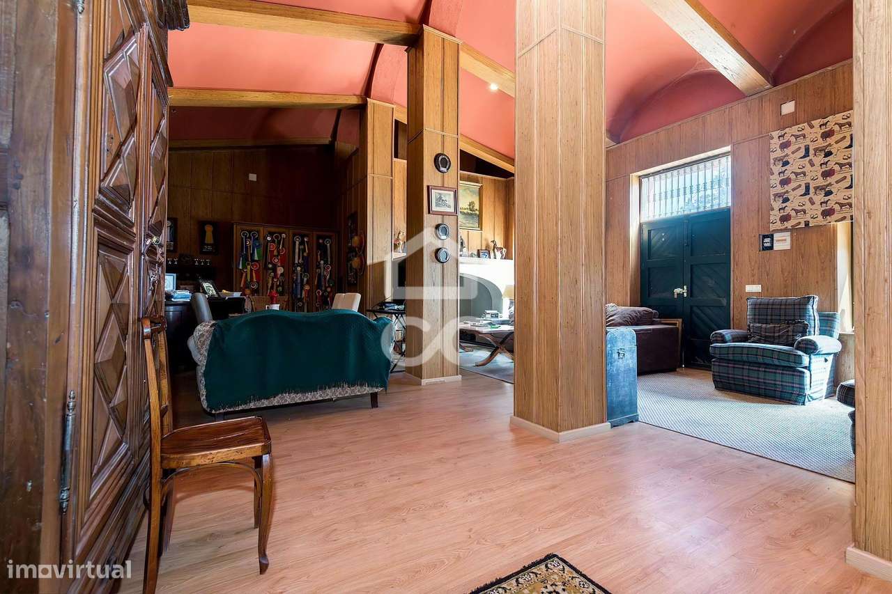 Palacete de inspiração neoclássica francesa com jardim botânico de Jea-45