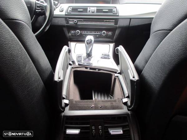 BMW 520 d Auto - 31