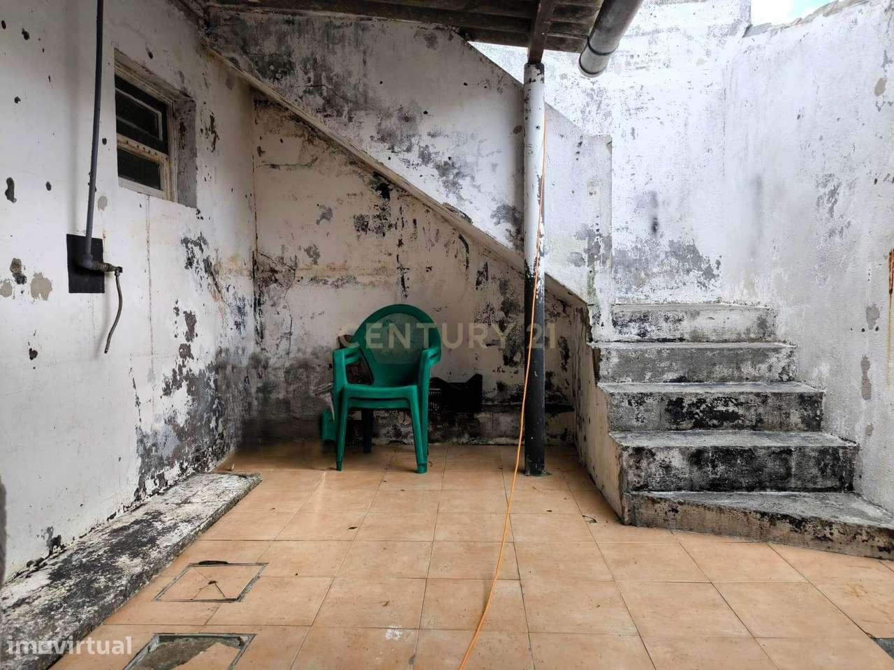 Moradia térrea com Garagem na Lagoa-11