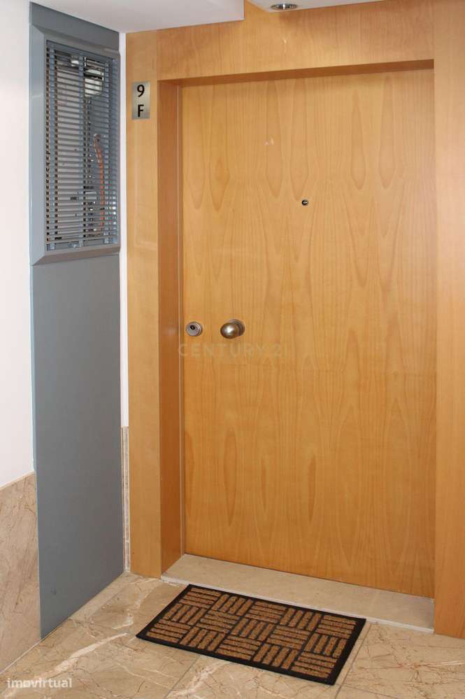 Apartamento T1 vista rio, edifício PANORAMIC, Parque das Nações-11