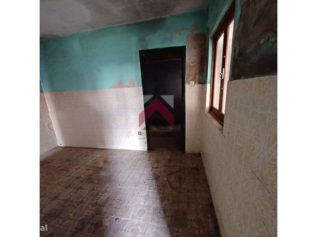 Moradia T2 para Remodelar em Bustos/Oliveira do Bairro - Grande imagem: 5/30