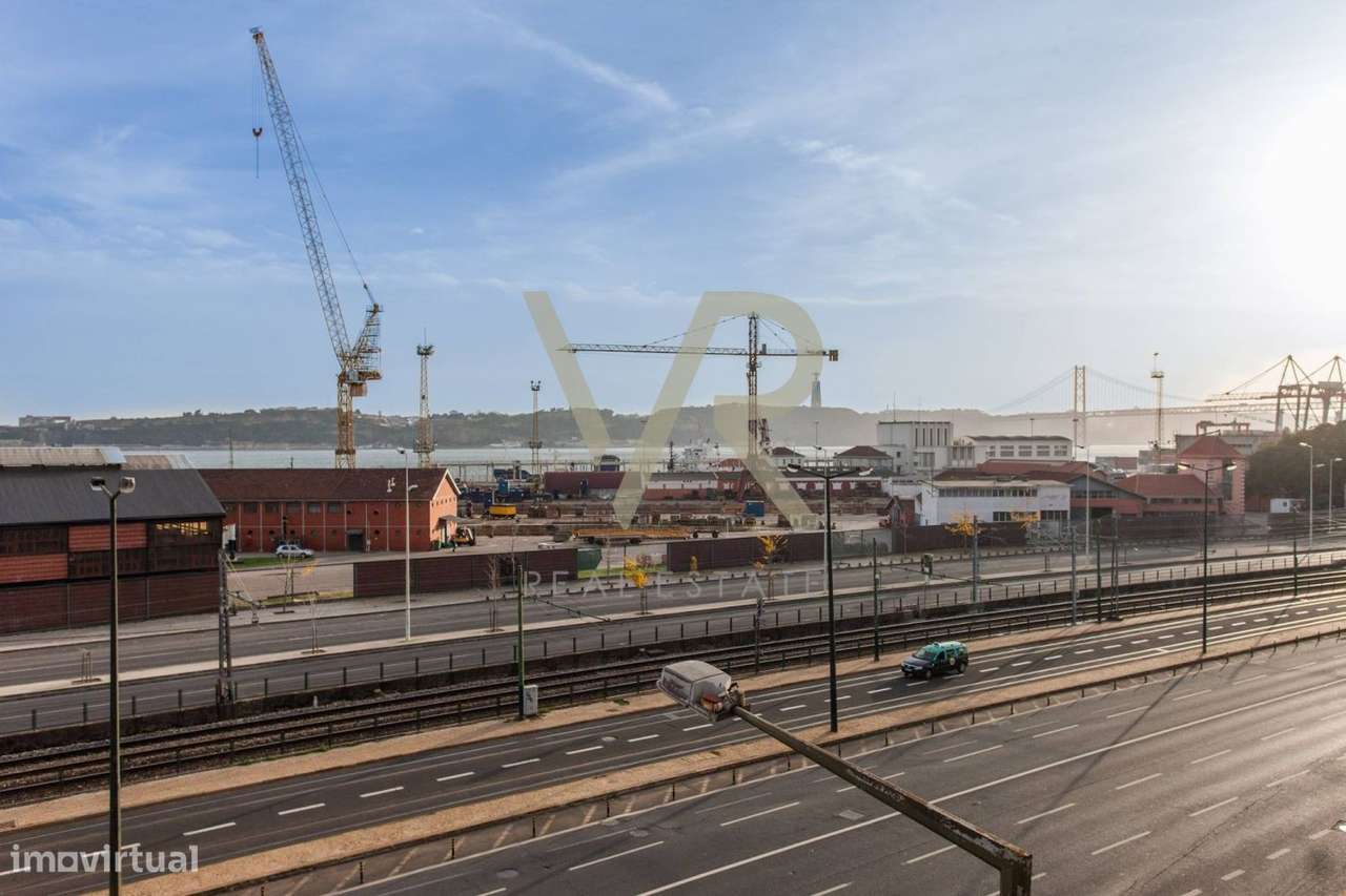 Apartamento com vista para o Rio Tejo-11