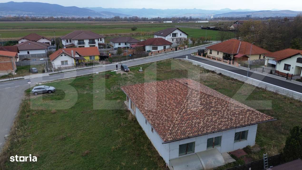 Casa spatioasa in Ciugud, la gri – confort si liniste aproape de ora - Imagine principală: 4/19