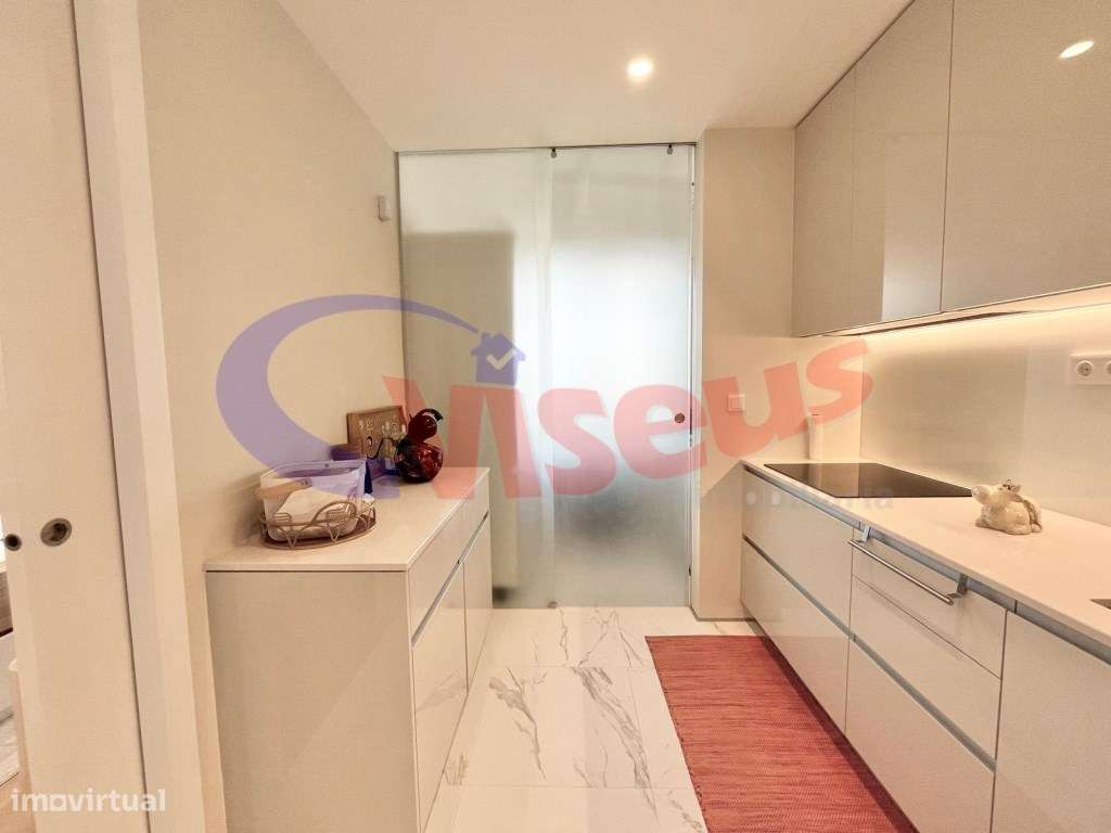 Apartamento T2 Oliveira do Douro-11