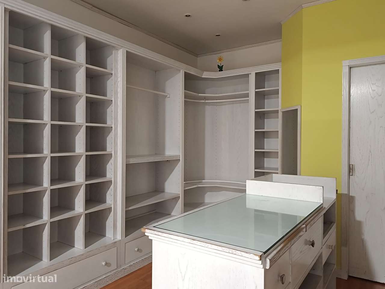 Loja no Centro da Quinta Grande - Grande imagem: 2/5