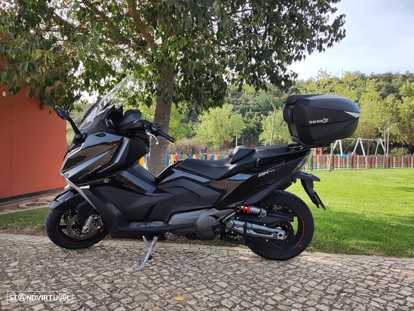 Kymco AK 550 Premium (novo modelo 2023) - 1