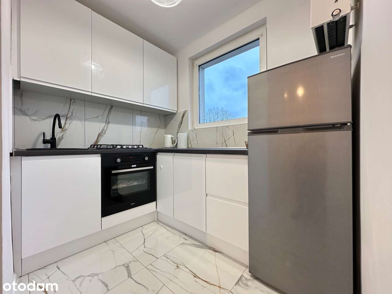 Na sprzedaż 2-pok, 45 m² z balkonem i oddzielną kuchnią — Warszawa - Pełny obrazek: 5/10