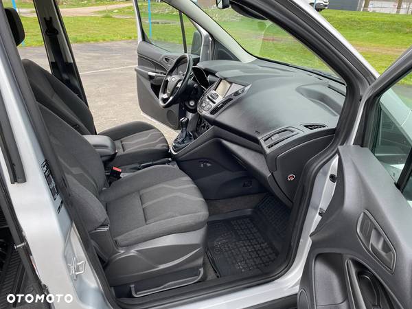 Ford Transit Connect - 9