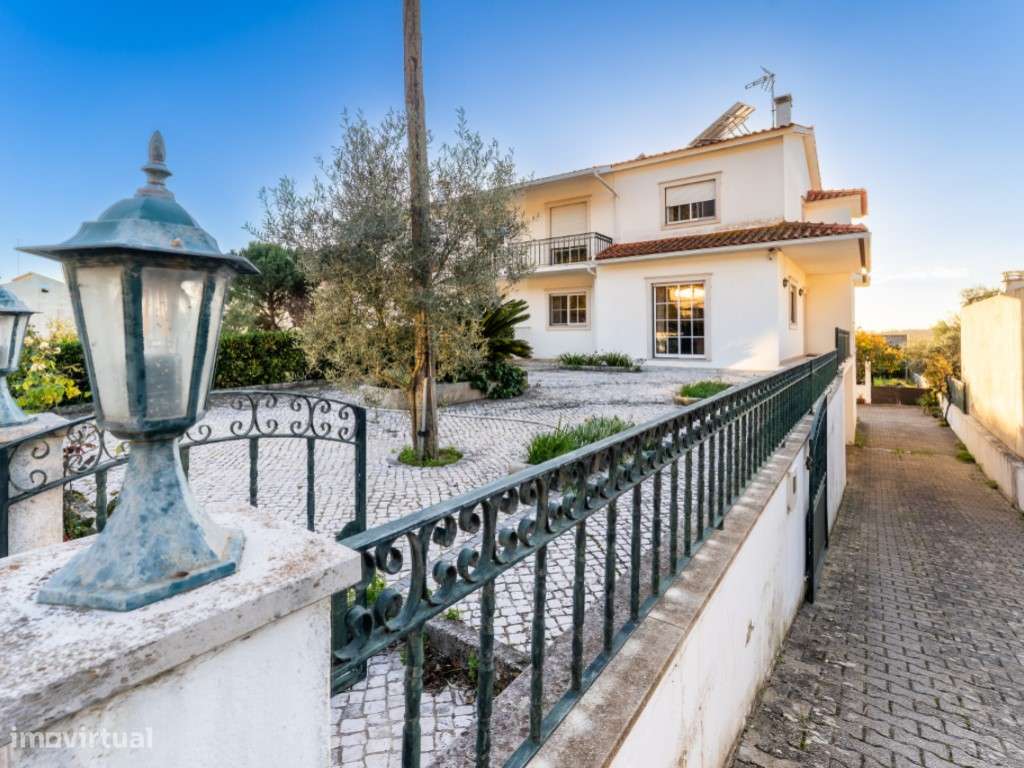 Moradia Geminada T3 Concelho de Alcobaça-45