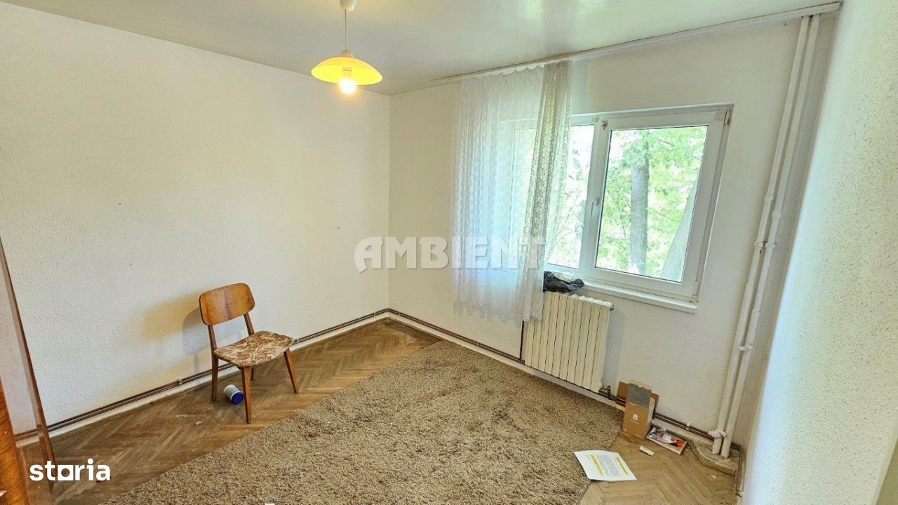 Apartament cu 2 camere, etaj 3, zona DONICI;