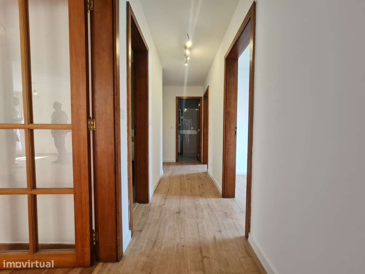 Apartamento T4 com suite e garagem  – em frente ao Metro Pedro Hispano-12