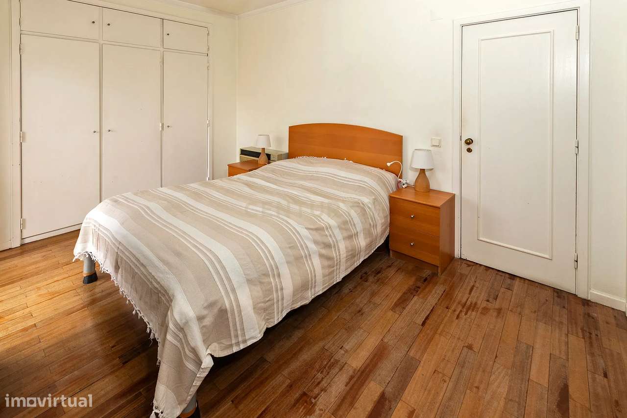 Apartamento T3 Miraflores - Oeiras com Garagem Box-42