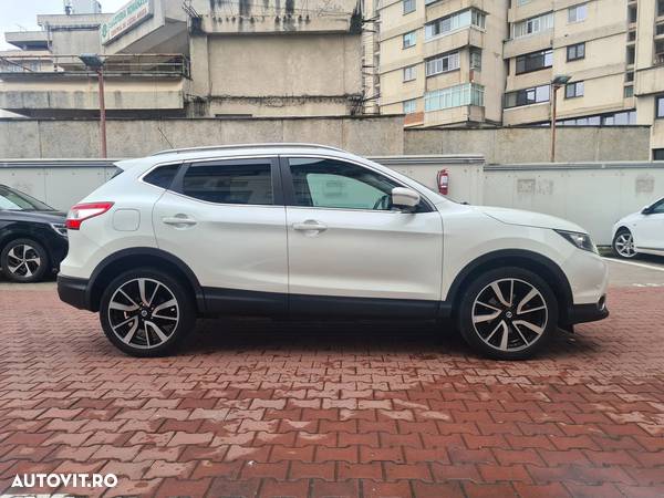 Nissan Qashqai 1.5 dCi TEKNA+ - 15