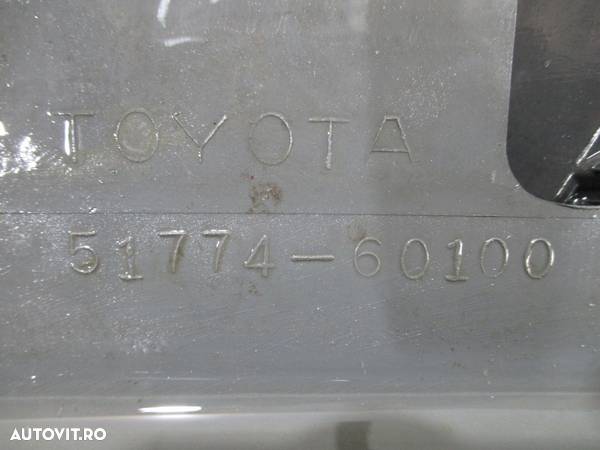 Ornament prag Toyota Land Cruiser 120 an 2002-2009 cod 5177460100 - 2