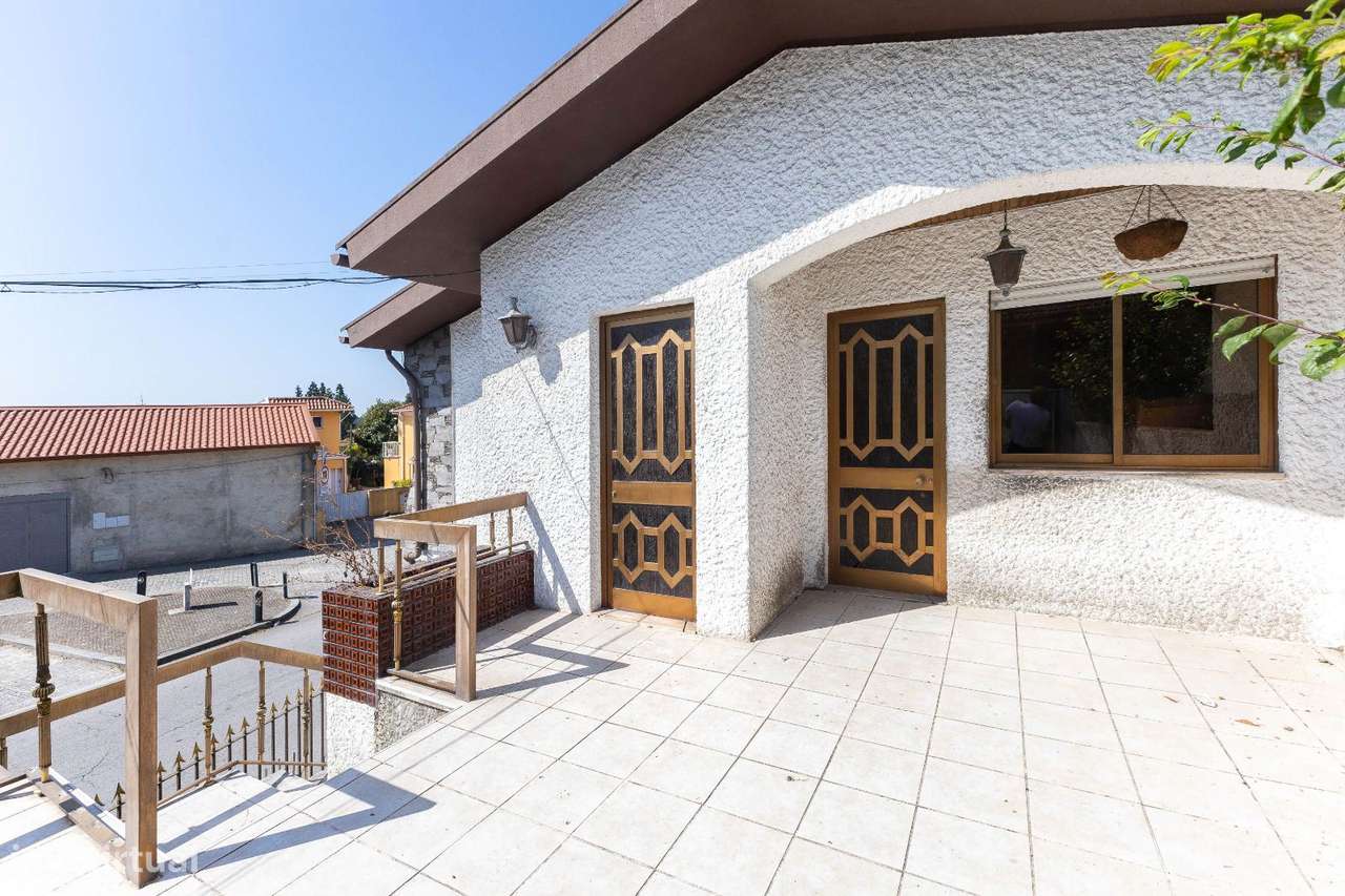 Moradia T4 com Armazém e Potencial de Negócio - Grande imagem: 5/29