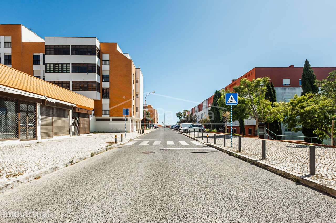 T3 C/ Terraço e Garagem Box em Porto Salvo - Oeiras-29