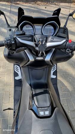 Yamaha Tmax - 14