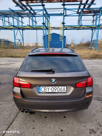 BMW Seria 5 530d Touring - 17