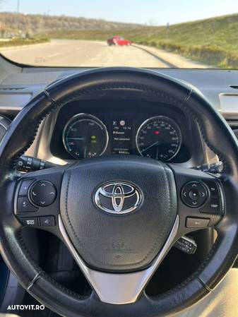 Toyota RAV4 2.5 4x4 Hybrid Executive - 8