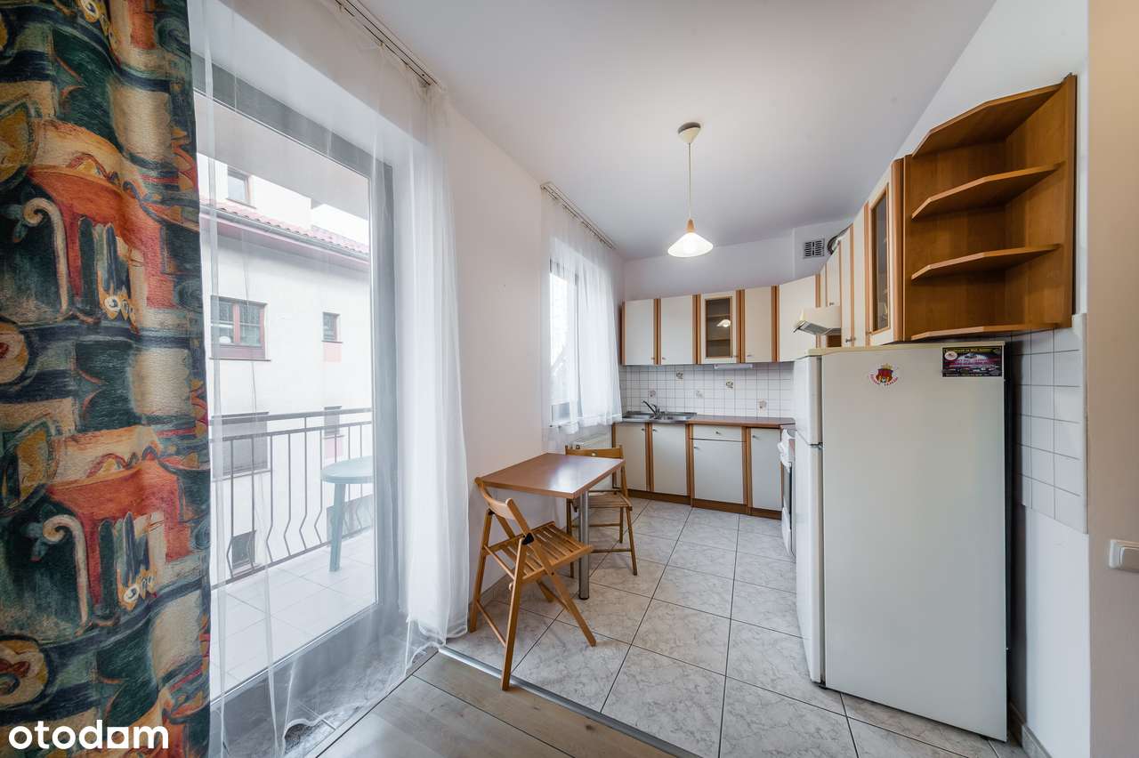 Kawalerka 32 m2 ulica Królowej Jadwigi-2