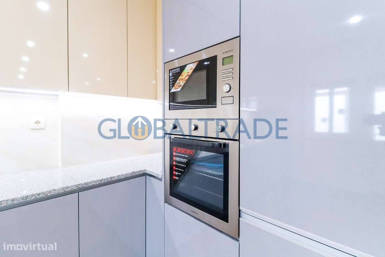 Apartamento T3 Renovado & Equipado em Águas Santas-15