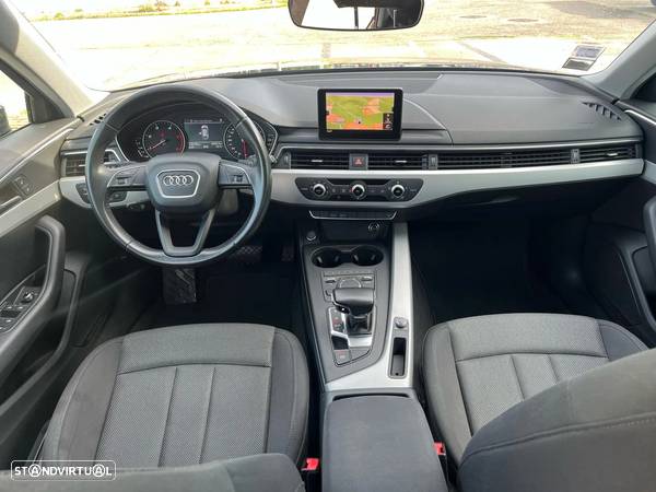 Audi A4 Avant 35 TDI S tronic - 31