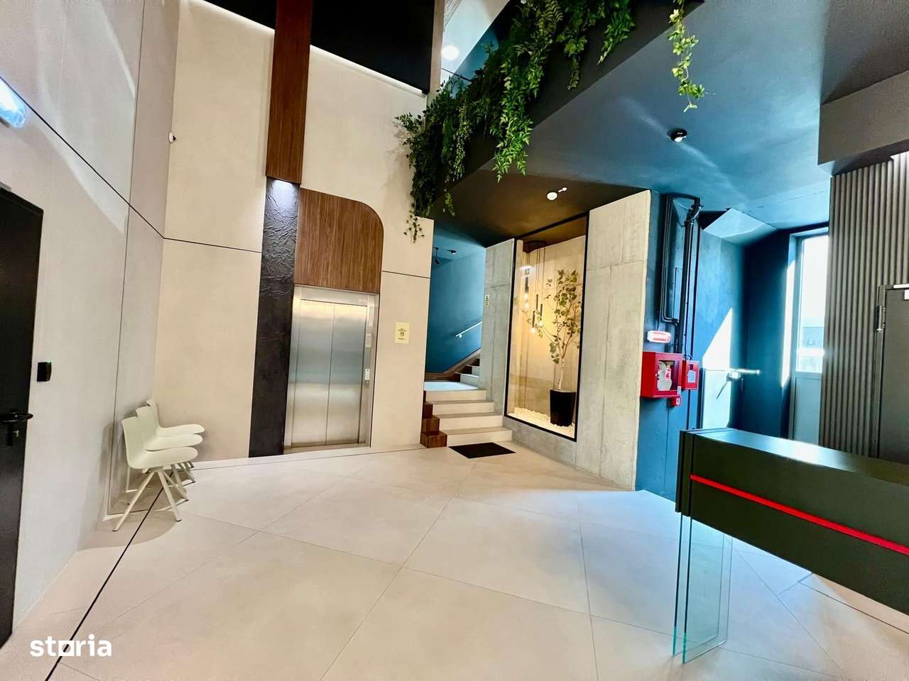 Spatiu de birouri de inchiriat in cladire moderna - Imagine principală: 5/8