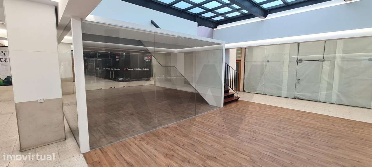 Loja à Rotunda da Boavista. Grande oportunidade! - Grande imagem: 5/10