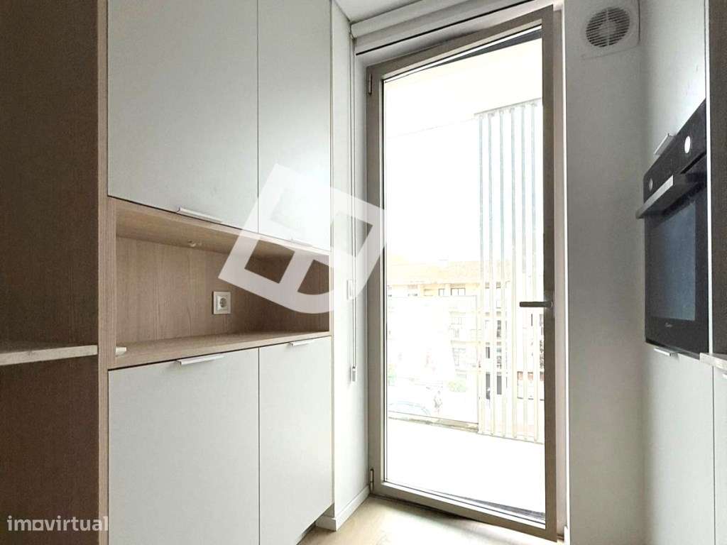 Apartamento T2 c/ Varanda Vista Mar- Praia da Barra - Grande imagem: 4/20