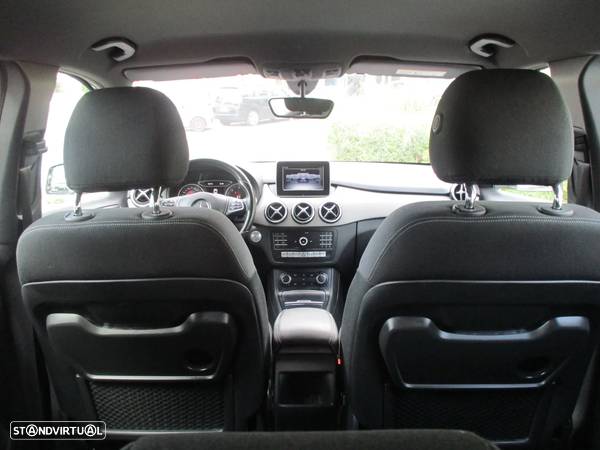 Mercedes-Benz B 200 d Style Aut. - 48