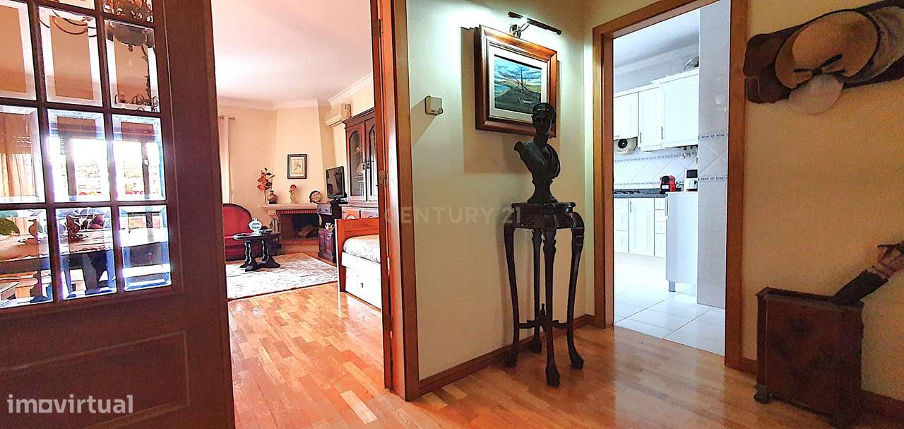 Apartamento T2 Centro da Cidade I  Garagem I Elevador-20