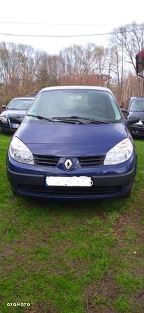 Renault Scenic - 1